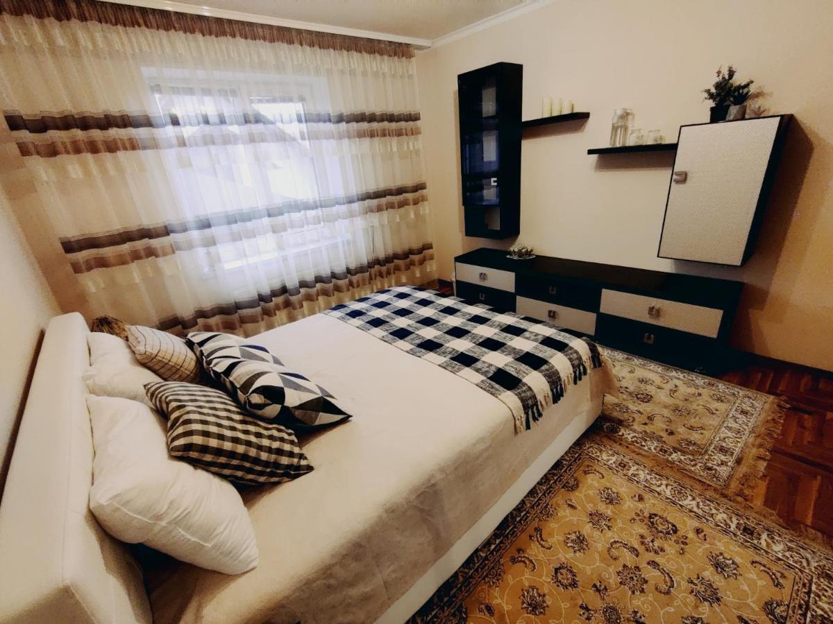 Kiki'S Villa Codru Buitenkant foto